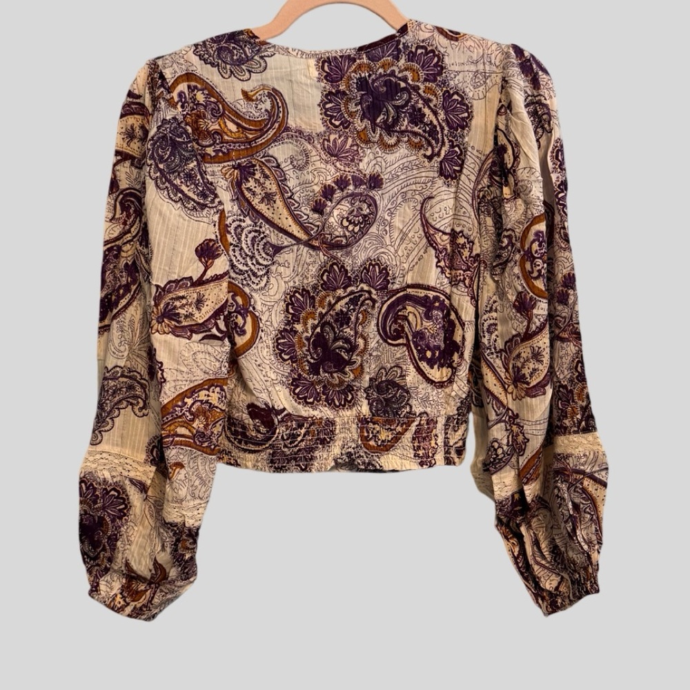 Boho Paisley V-Neck Blouse with Lace Trim - Purple/Cream Sz S NWT - Picture 2 of 6